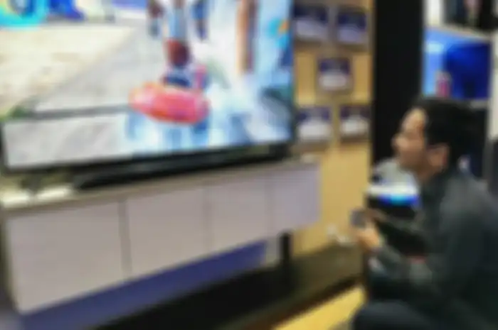 Ilustrasi-Ilustrasi sejarah perkembangan TV dari mulai TV Tabung, LCD, hingga TV LED. 