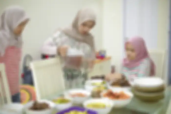 Ilustrasi berbuka puasa bersama.