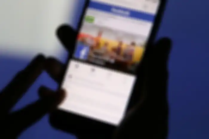 Ilustrasi. Dimention orang gak dikenal di Facebook jangan ngomel, nih solusinya.