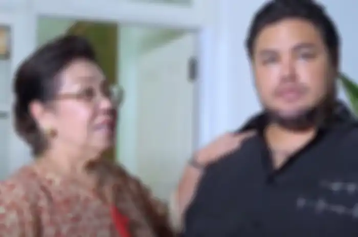 Ivan Gunawan dan sang ibunda, Erna Gunawan.