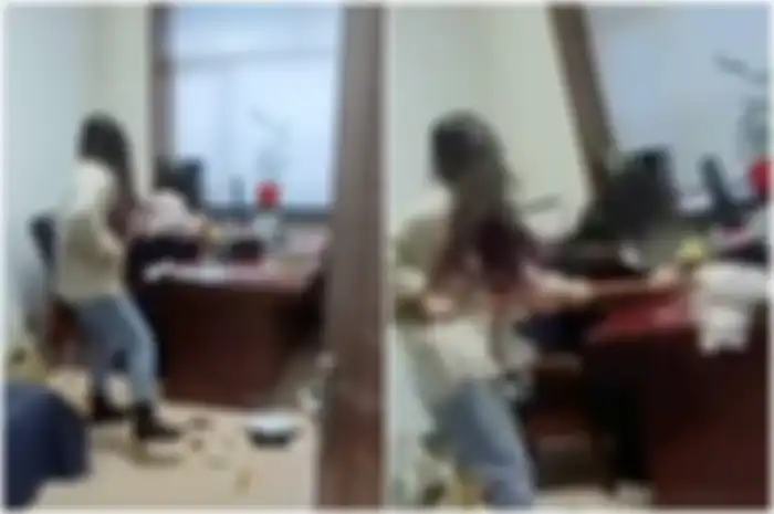 Video viral seorang karyawati memukul sang bos menggunakan pel menghebohkan jagad maya.
