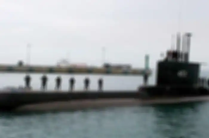 KRI Nanggala-402 diperkirakan hilang