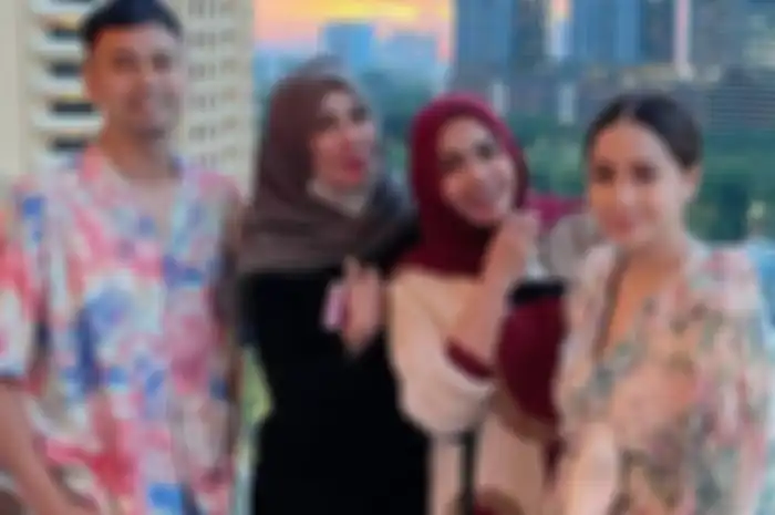 Terungkap fakta bahwa Raffi Ahmad sebelum menaklukkan hati Nagita Slavina sudah dekat dengan Rieta Amalia