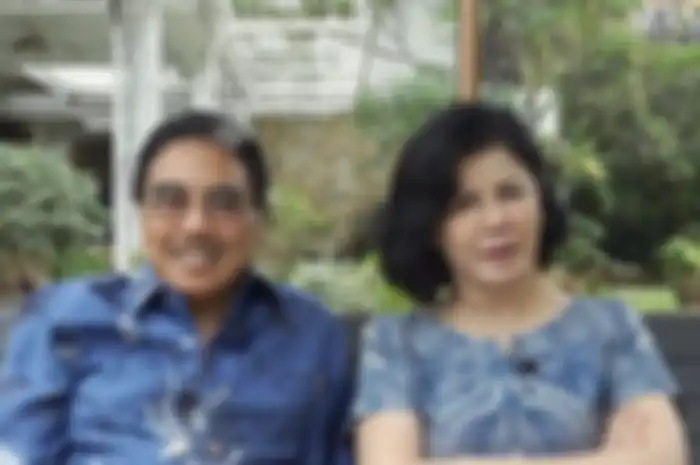 Foto Kebersamaan Desiree Tarigan dan Hotma Sitompul