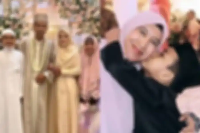 Kolase pernikahan UStaz Abdul Somad dan mantan istrinya, Mellya Juniarti