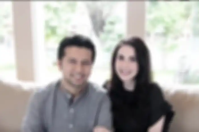 Emil Dardak dan Arumi Bachsin