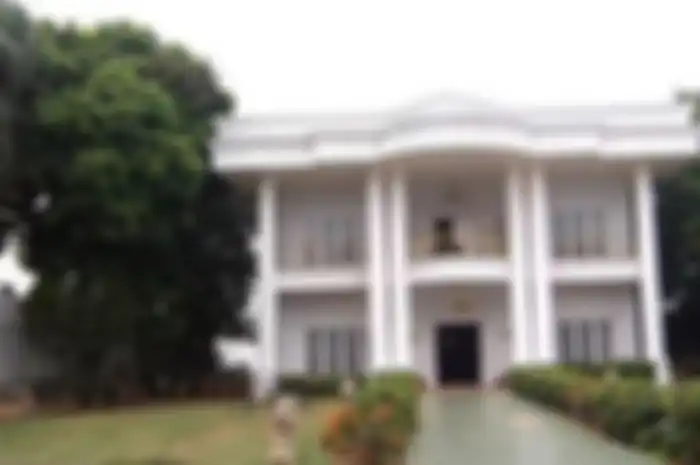Rumah yang kerap jadi setting sinetron Indonesia