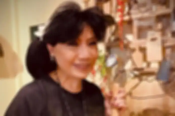Desainer Anne Avantie.