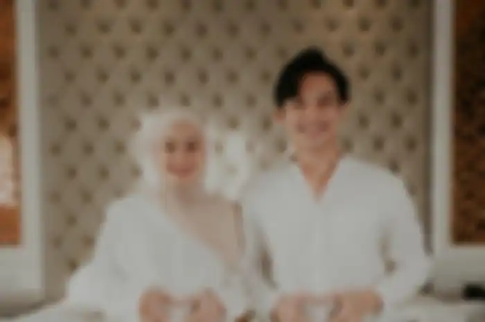 Dinda Hauw dan Rey Mbayang