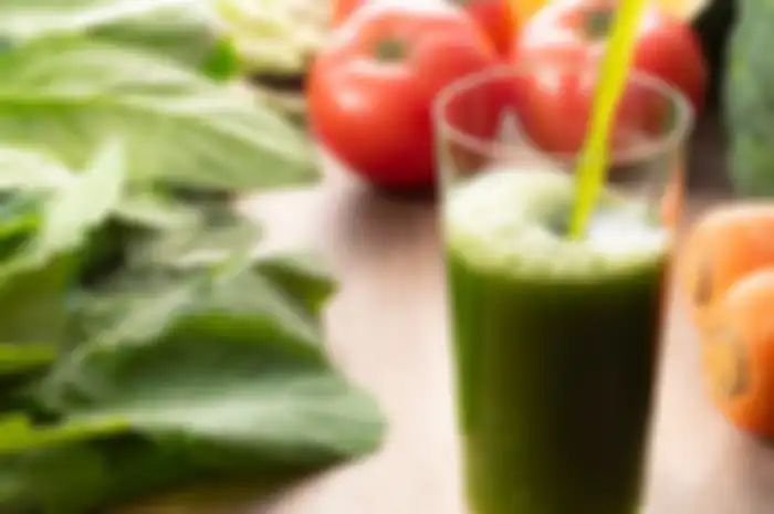 Menghaluskan bumbu atau membuat jus, lebih mudah dan cepat.