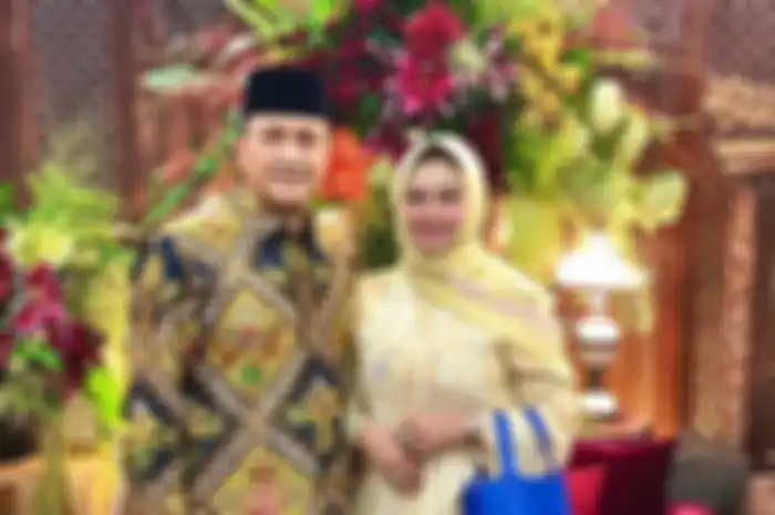 Bella Saphira dan suami