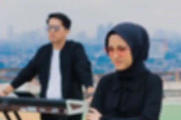 Dulu banjir job, Nissa Sabyan dan Ayus Sabyan kini manggung di gang sempit.