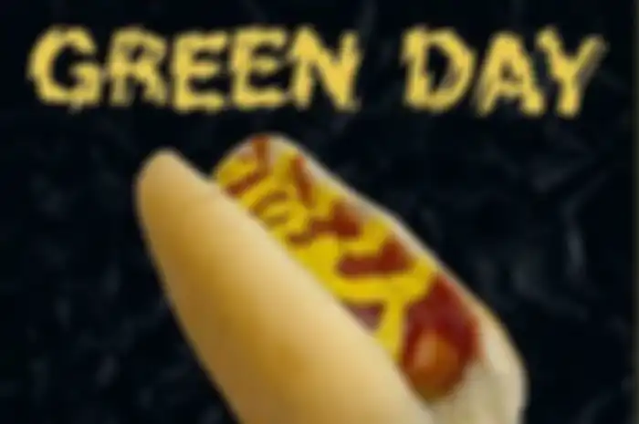 Green Day Lepas Lagu Baru 'Pollyana'