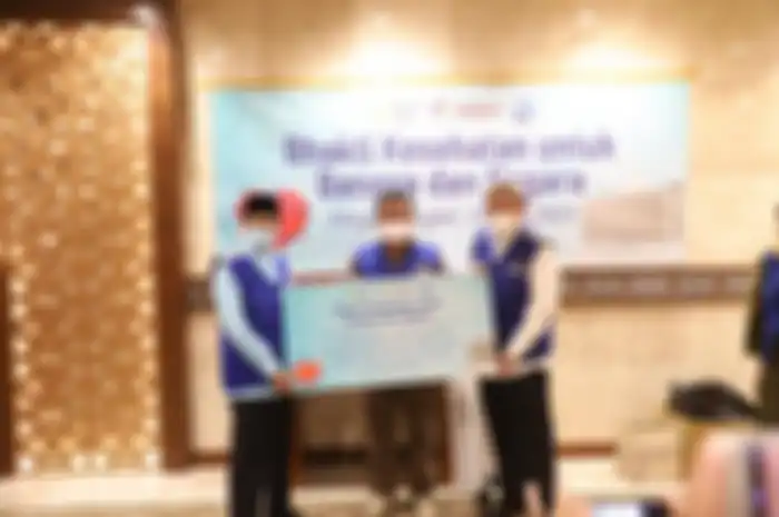 Penyaluran bantuan alat-alat kesehatan oleh Bhakti Kesehatan Untuk Bangsa dan Negara kepada Imam Besar Masjid Istiqlal KH Nasaruddin Umar, MA, Ph.D