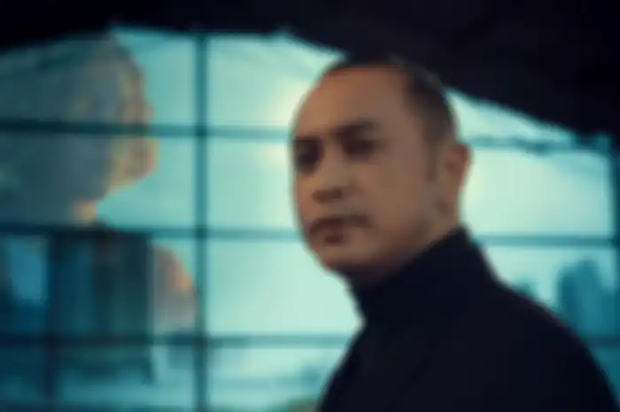 Scene dari Giring Ganesha feat. Dul Jaelani - Burung Gereja.