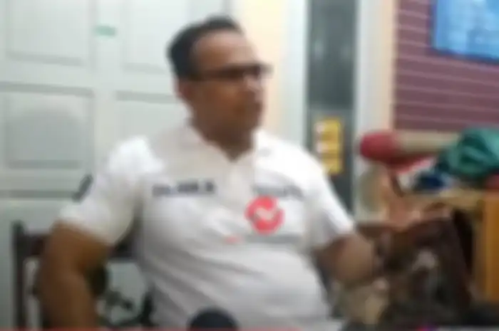 Adik Ustaz Jefri Al Buchori buka suara mengenai kabar poligami yang dikatakan Umi Pipik