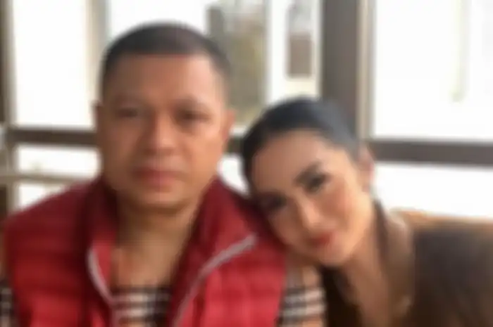 Krisdayanti dan Raul Lemos