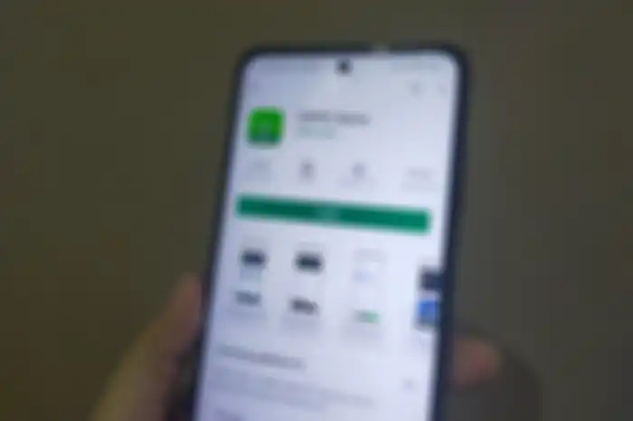 Aplikasi OPPO Store resmi hadir dan bisa didownload di Play Store.