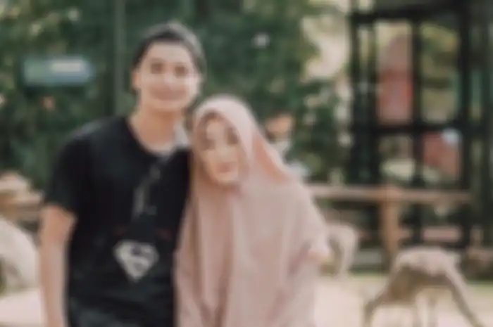 Alvin Faiz dan Larissa Chou