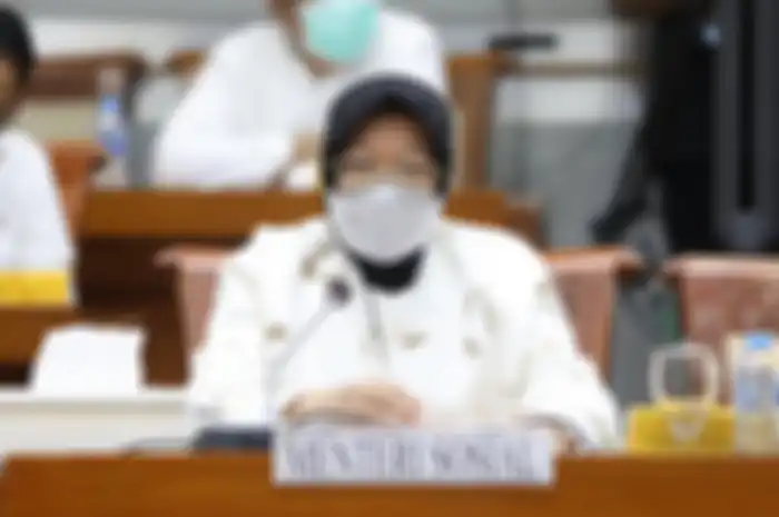 Menteri Sosial Tri Rismaharini