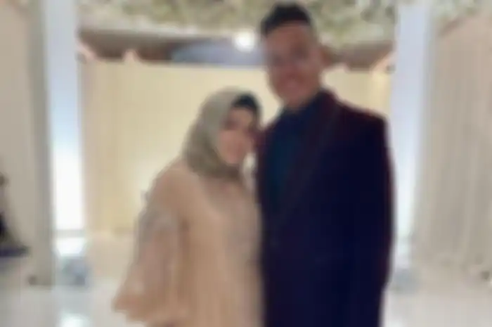 Astrid Kuya dan Uya Kuya