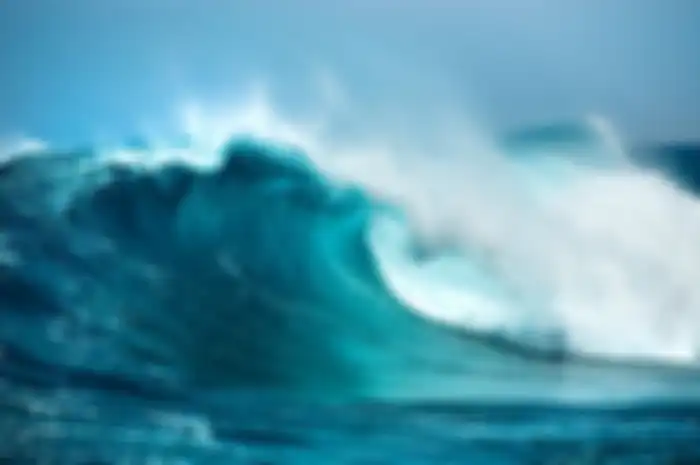 tsunami sebagai bencana alam yang membahayakan
