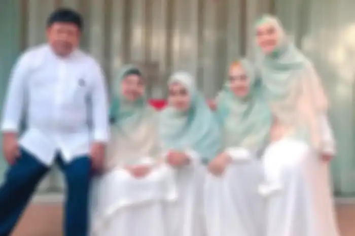 Keluarga Ria Ricis dan Oki Setiana Dewi