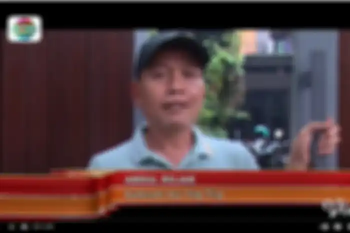 Ayah Ayu Ting Ting, Abdul Rozak atau yang akrab disapa Ayah Rozak.