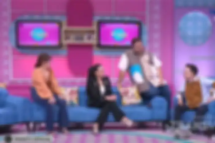 Nikita Mirzani saat berusaha menceritakan sosok pacar terbarunya