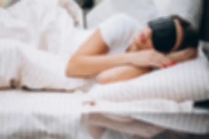perhatikan posisi tidur agar tidak nyeri pinggang dan punggung.