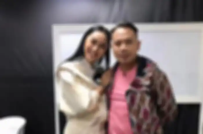 Kalina Ocktaranny dan Vicky Prasetyo.