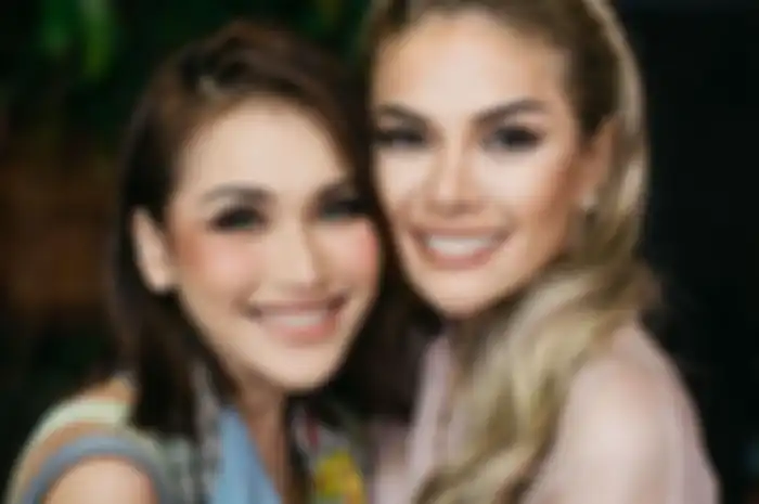 Ayu Ting Ting dan Nikita Mirzani