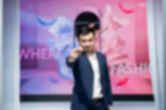 Alvin Tse, Country Director Xiaomi Indonesia pada peluncuran Mi 11 Lite dan Mi 11 Ultra.