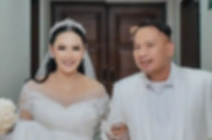 Vicky Prasetyo dan  Kalina Ocktaranny