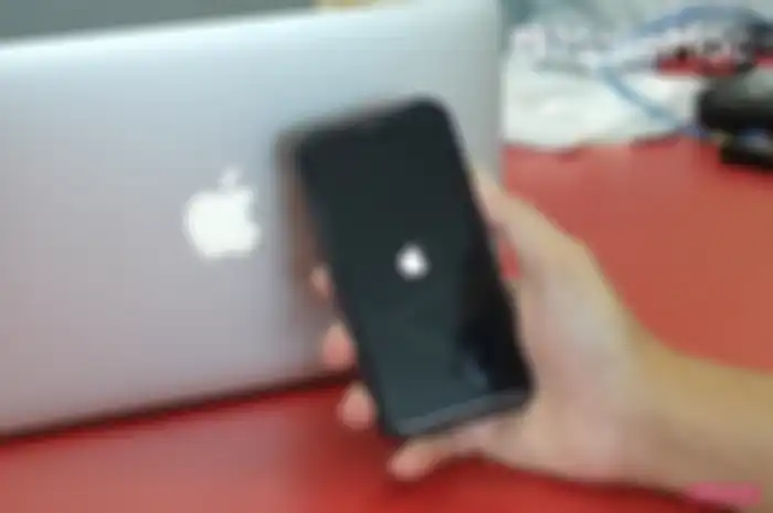 Ilustrasi iPhone 128GB harga mulai Rp 3 jutaan.