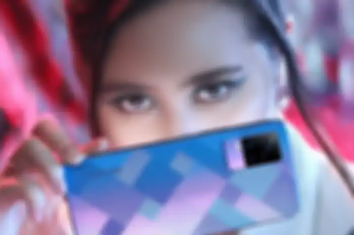 Desain vivo V21 versi 4G yang segera hadir di Indonesia pada tanggal 22 Juni 2021.