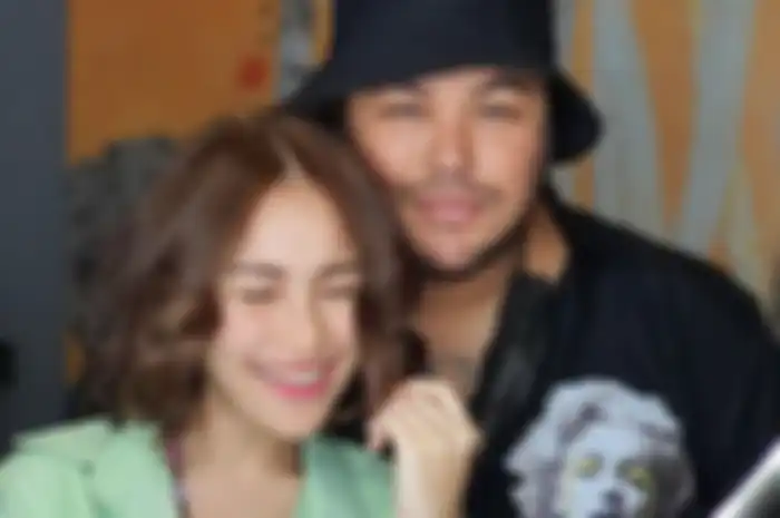 Ayu Ting Ting dan Ivan Gunawan