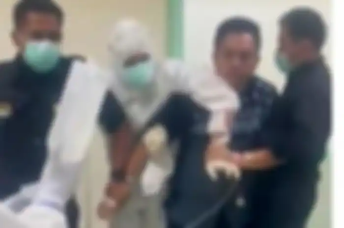 pasien covid 19 mengamuk di RSUD Pasar Minggu 