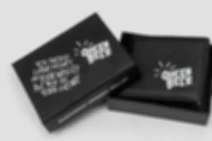 Dompet Warna Hitam Queenbeer
