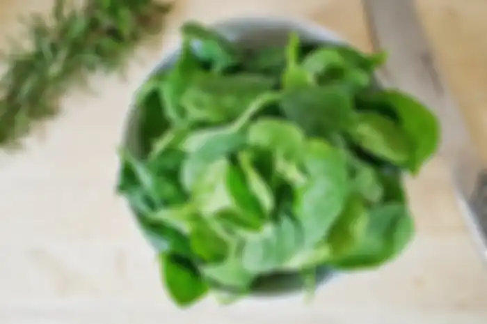 sayur bayam