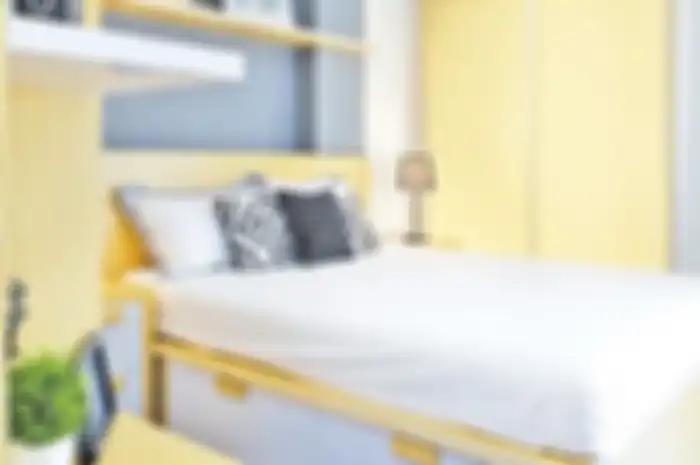 Ilustrasi dinding apartemen berwarna kuning