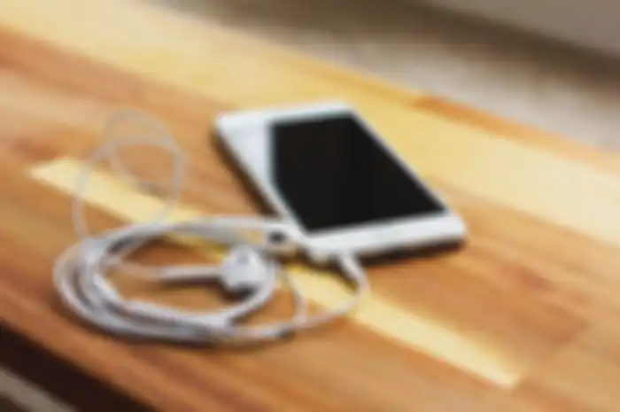 ilustrasi  5 earphone terbaik