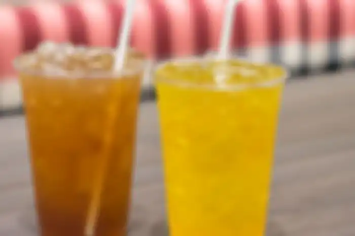 gelas plastik