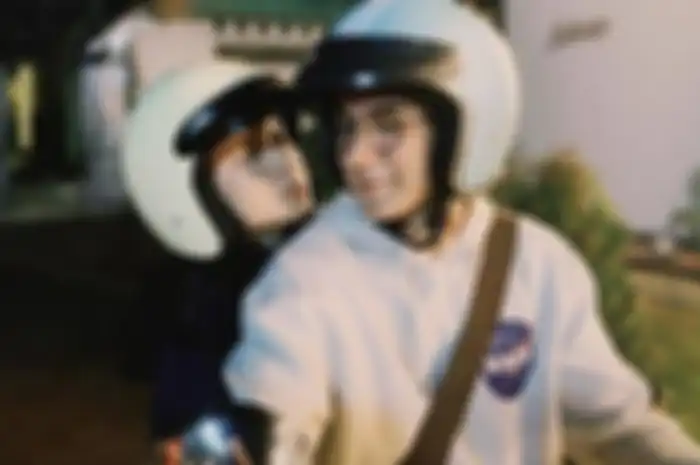 Hanggini dan Junior Roberts