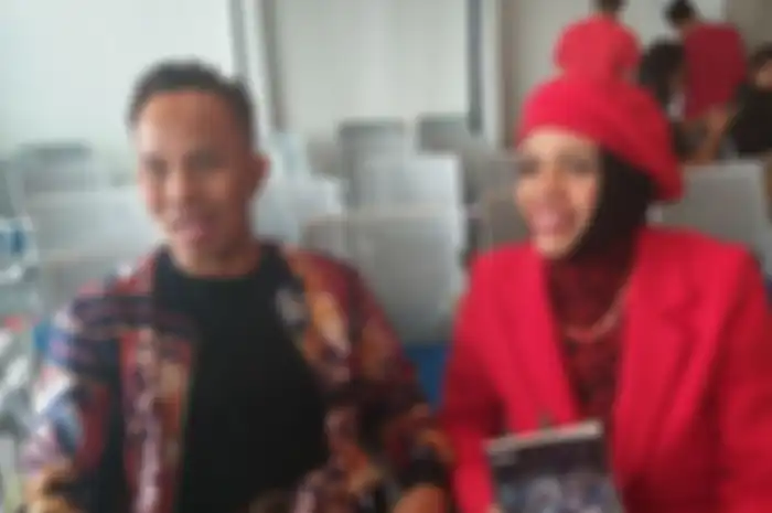 Orang tua Atta Halilintar, Lenggogeni Faruk dan Halilintar Anofial Asmid. 