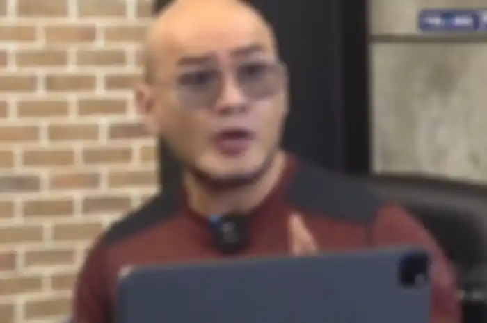 Deddy Corbuzier dalam tayangan OOTD Trans 7, Sabtu (10/7/2021) malam