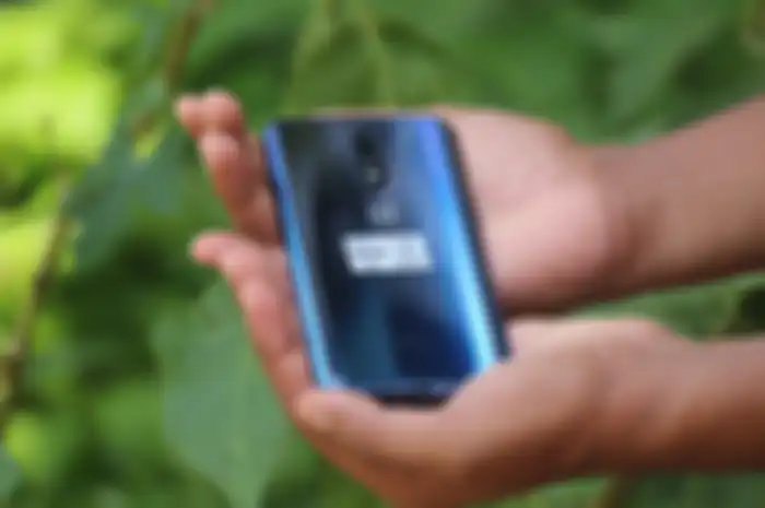 Ilustrasi smartphone OnePlus
