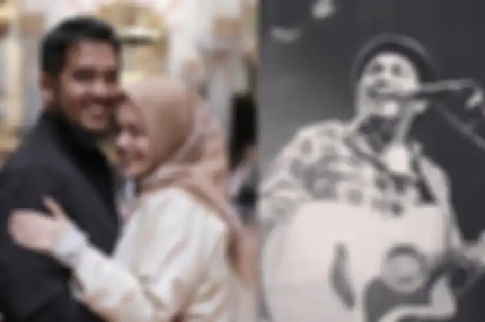 Selama ini nyaris tak diketahui publik, intip penampakan rumah artis Dewi Sandra yang kelewat mewah nan luas bak sebuah vila mewah di Bali. 