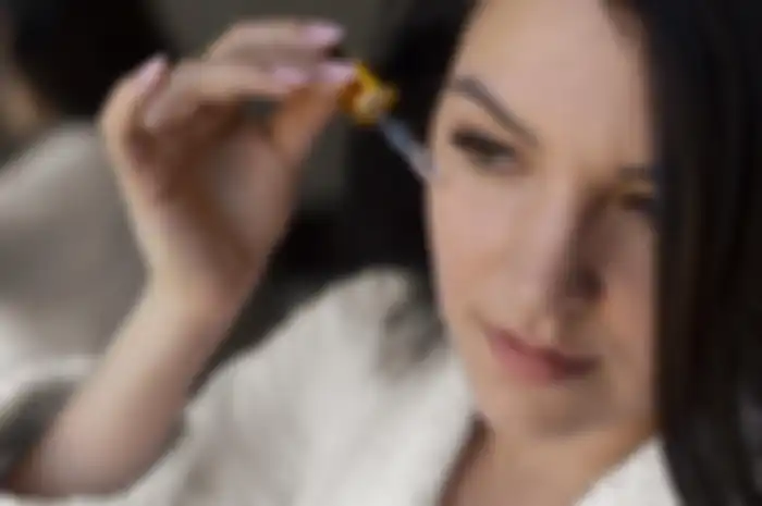 Rekomendasi Serum Bakuchiol yang Mudah Menyerap, Bikin Awet Muda!