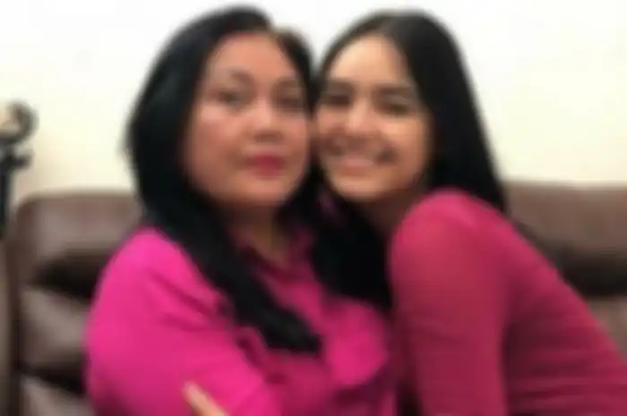 Amanda Manopo bersama ibu, Henny Manopo